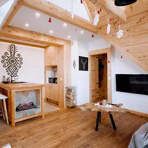 Tatry Folk Regionalny Grota Solna , Zakopane Polska